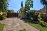 Drive Way - Bali Pictures Indonesia